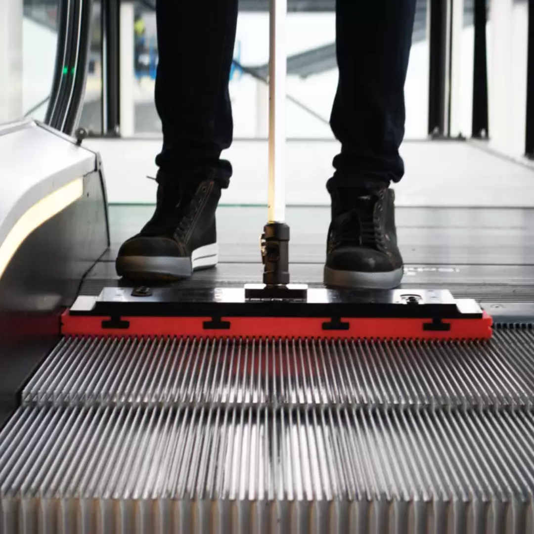 Escalator Cleaning